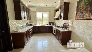 Дом 220м², 2-этажный, участок 9 сот.