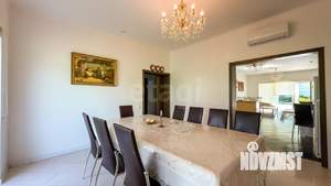 Дом 416м², 3-этажный, участок 12 сот.