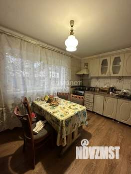 Дом 165м², 2-этажный, участок 10 сот.