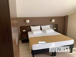 Дом 140м², 2-этажный, участок 4 сот.