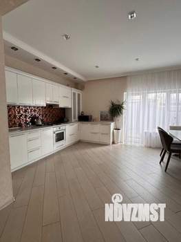 Таунхаус 154м², 2-этажный, участок 3 сот.