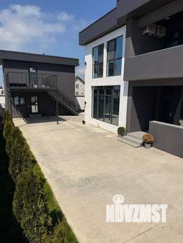 Дом 350м², 2-этажный, участок 6 сот.