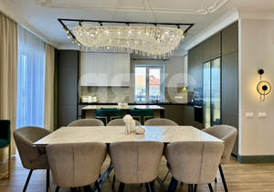 Дом 667м², 3-этажный, участок 8 сот.