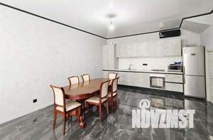 Таунхаус 142м², 3-этажный, участок 1 сот.