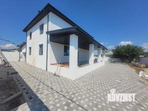 Дом 233м², 2-этажный, участок 8 сот.