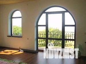 Дом 150м², 3-этажный, участок 6 сот.