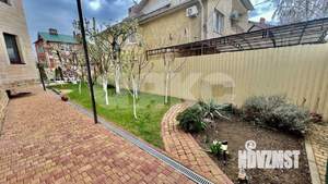 Коттедж 303м², 2-этажный, участок 6 сот.