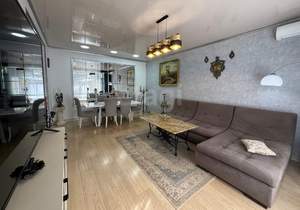 Дом 310м², 2-этажный, участок 6 сот.