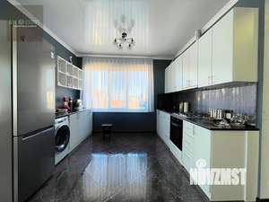 Дом 233м², 2-этажный, участок 6 сот.