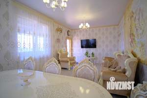 Дом 204м², 2-этажный, участок 5 сот.