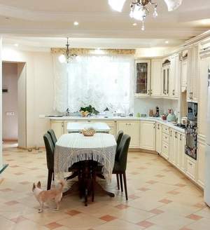 Дом 144м², 2-этажный, участок 6 сот.