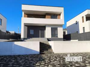 Дом 176м², 2-этажный, участок 5 сот.