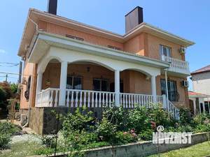 Дом 371м², 2-этажный, участок 10 сот.