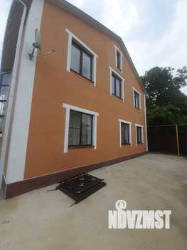 Дом 208м², 2-этажный, участок 6 сот.