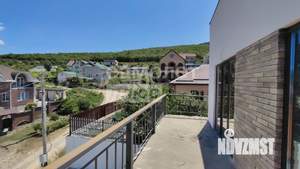 Коттедж 207м², 3-этажный, участок 4 сот.