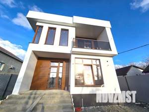 Дом 210м², 2-этажный, участок 6 сот.