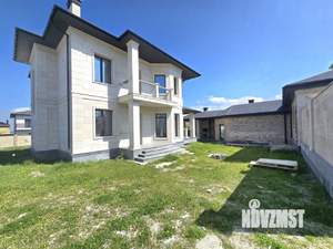 Коттедж 220м², 2-этажный, участок 9 сот.