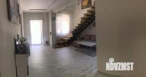 Дом 186м², 2-этажный, участок 6 сот.