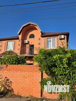 Дом 208м², 2-этажный, участок 8 сот.