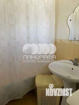 Дом 93м², 2-этажный, участок 4 сот.