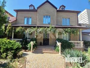 Дом 335м², 3-этажный, участок 5 сот.