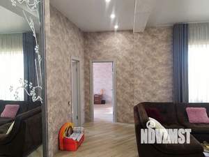 Дом 98м², 2-этажный, участок 5 сот.