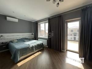 Дом 177м², 2-этажный, участок 9 сот.