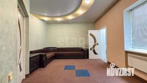 Дом 670м², 3-этажный, участок 4 сот.