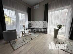 Дом 250м², 2-этажный, участок 6 сот.