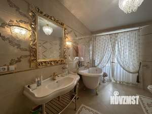 Дом 303м², 2-этажный, участок 6 сот.