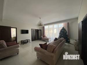 Дом 485м², 2-этажный, участок 6 сот.