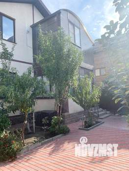 Дом 92м², 2-этажный, участок 4 сот.