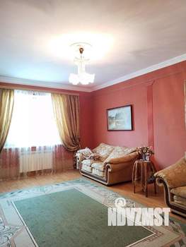 Дом 373м², 2-этажный, участок 6 сот.