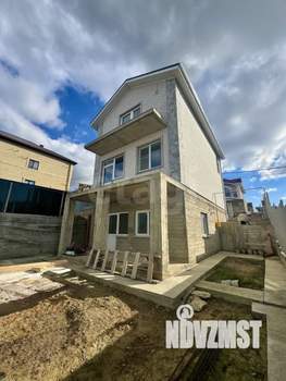 Дом 165м², 3-этажный, участок 3 сот.