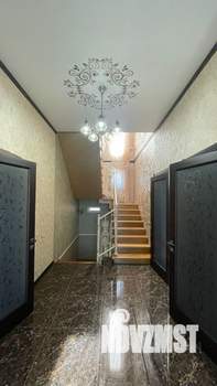 Дом 252м², 3-этажный, участок 4 сот.