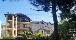 Дом 214м², 3-этажный, участок 4 сот.