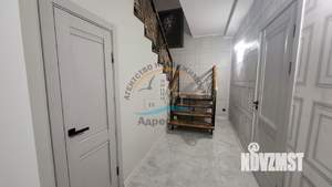 Дом 287м², 2-этажный, участок 8 сот.