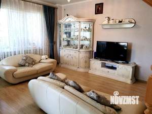 Дом 178м², 2-этажный, участок 5 сот.