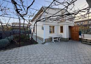 Дом 93м², 2-этажный, участок 12 сот.