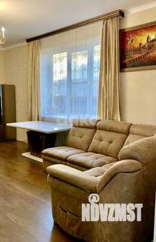 Дом 316м², 3-этажный, участок 8 сот.