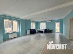 Дом 248м², 3-этажный, участок 5 сот.