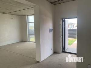 Дом 180м², 2-этажный, участок 6 сот.