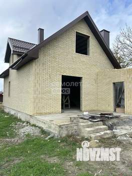 Дом 110м², 2-этажный, участок 10 сот.