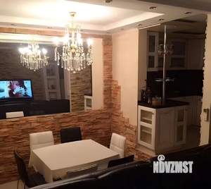 Дом 375м², 3-этажный, участок 3 сот.