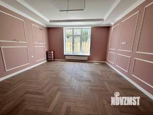 Дом 643м², 2-этажный, участок 10 сот.