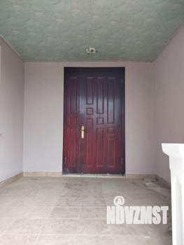 Дом 440м², 3-этажный, участок 8 сот.