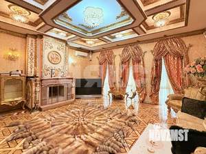 Дом 811м², 4-этажный, участок 7 сот.