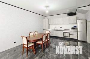 Таунхаус 142м², 3-этажный, участок 1 сот.