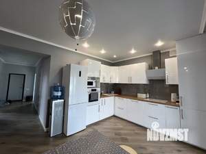 Дом 177м², 2-этажный, участок 9 сот.