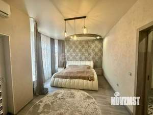 Дом 98м², 2-этажный, участок 4 сот.